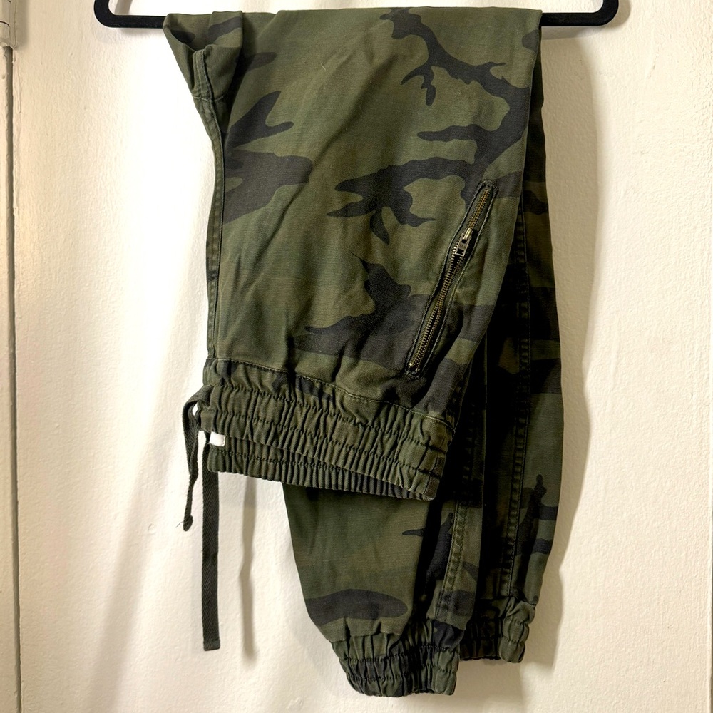 TNA army joggers
